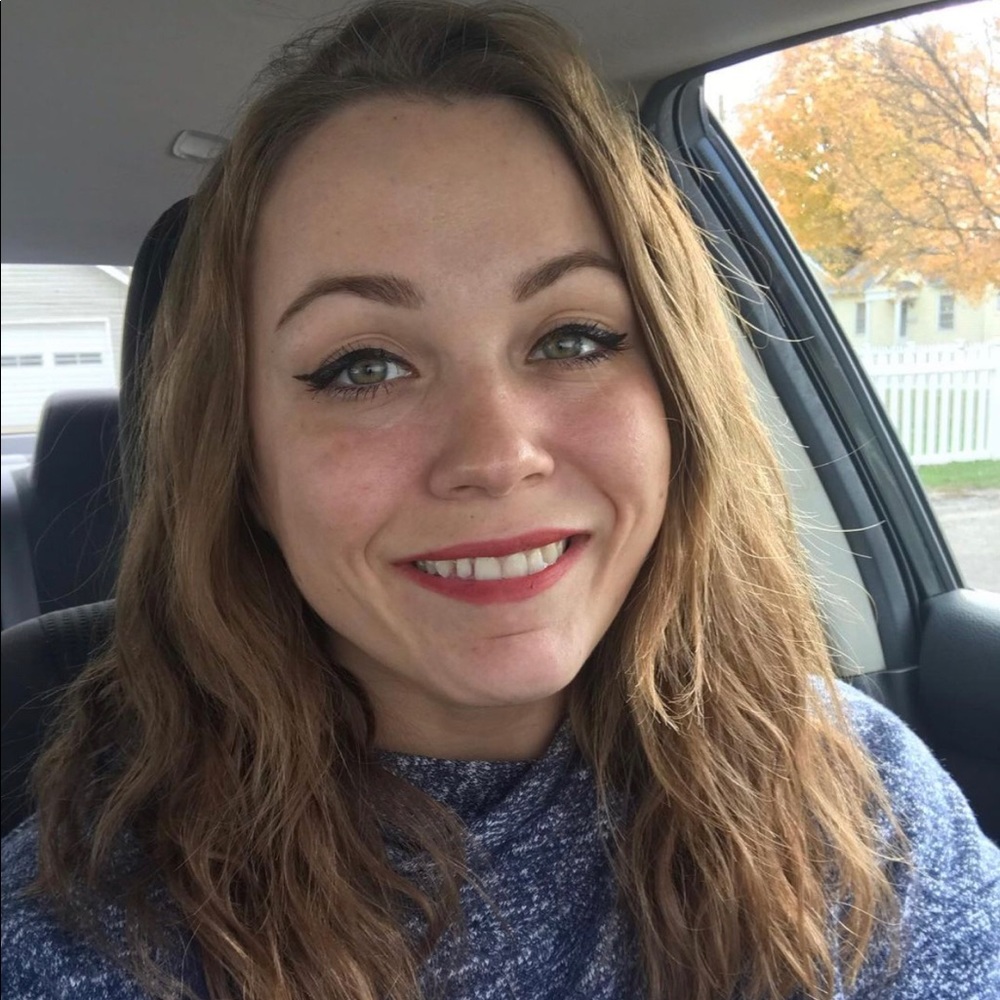 Meet your Posher, Paige